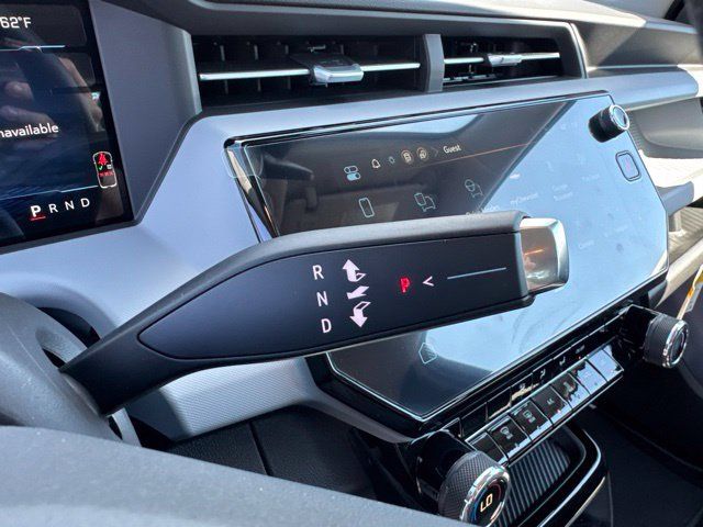 New 2027 Chevrolet Bolt LT FWD image 21