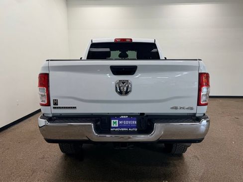 Used 2024 RAM 2500 Big Horn AWD/4WD image 4
