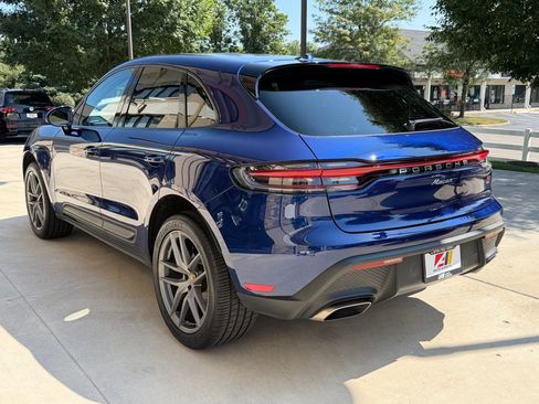 Used 2022 Porsche Macan AWD/4WD image 7