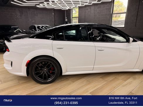 Used 2020 Dodge Charger Scat Pack RWD image 11