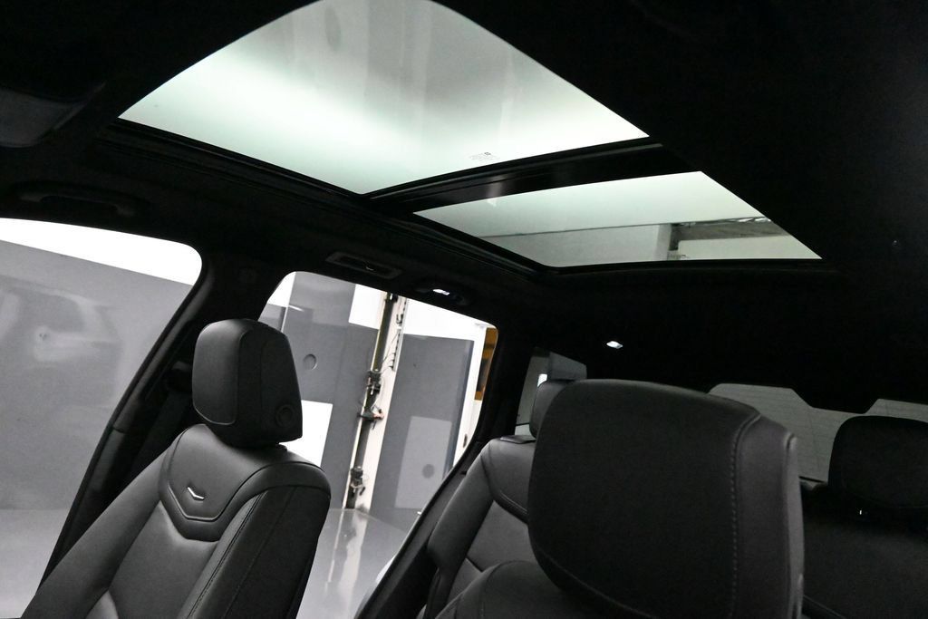 Used 2024 Cadillac XT6 Sport AWD/4WD image 18