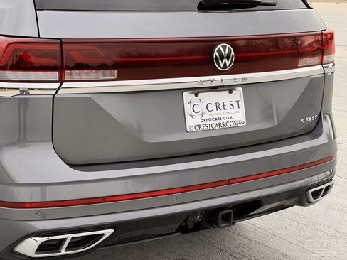 Used 2024 Volkswagen Atlas SEL Premium R-Line image 6