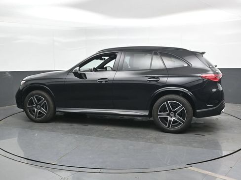 Used 2024 Mercedes-Benz GLC 300 4MATIC image 9