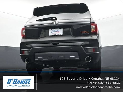 Used 2023 Honda Passport TrailSport image 11