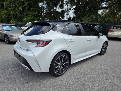 Used 2022 Toyota Corolla XSE FWD image 3