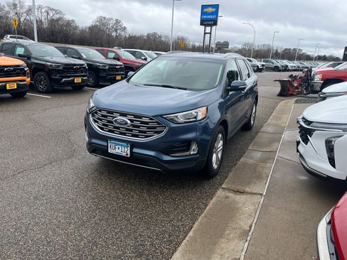 Used 2019 Ford Edge SEL w/ Equipment Group 201A image 7