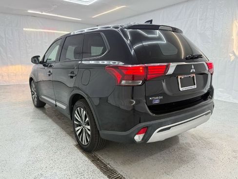 Used 2019 Mitsubishi Outlander SEL image 5