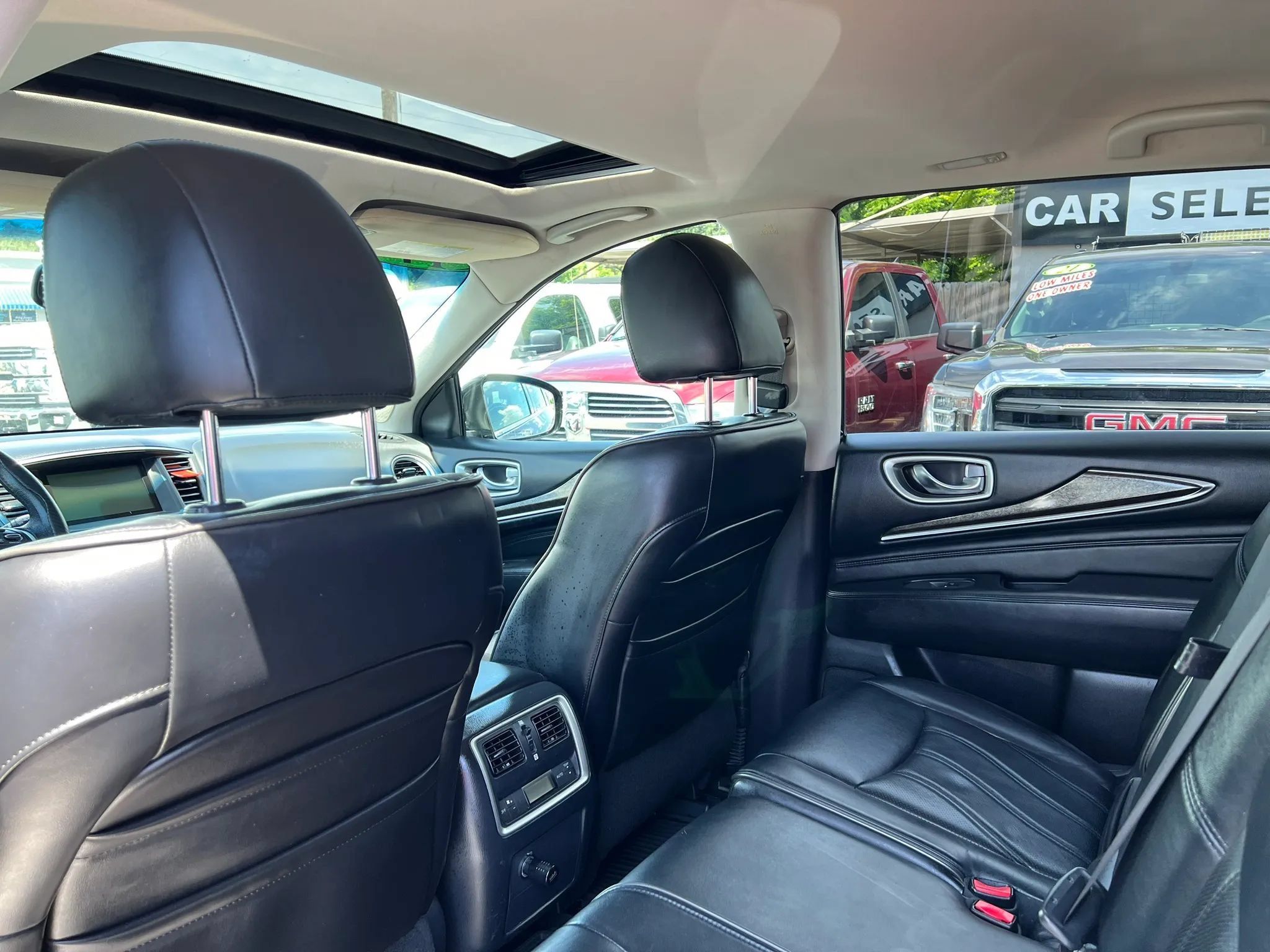 Used 2014 INFINITI QX60 Luxe w/ Premium Package AWD/4WD image 11
