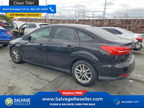 Used 2016 Ford Focus SE FWD image 3