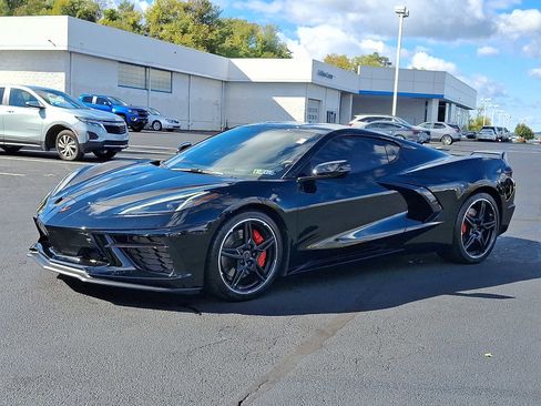 Used 2021 Chevrolet Corvette Stingray Preferred Cpe w/ Z51 Performance Package image 4