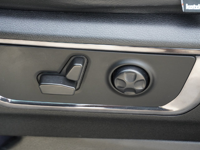 Used 2022 RAM 1500 Limited AWD/4WD image 44