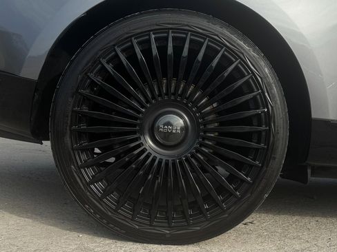 Used 2023 Land Rover Range Rover SE image 52