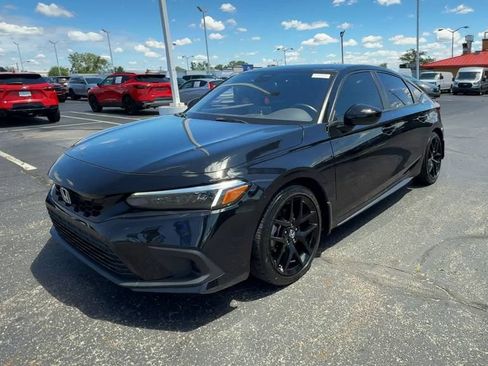 Used 2024 Honda Civic Sport image 4