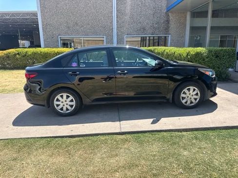 Used 2021 Kia Rio S FWD image 6