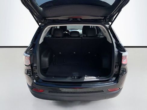 Used 2019 Jeep Compass Altitude image 28