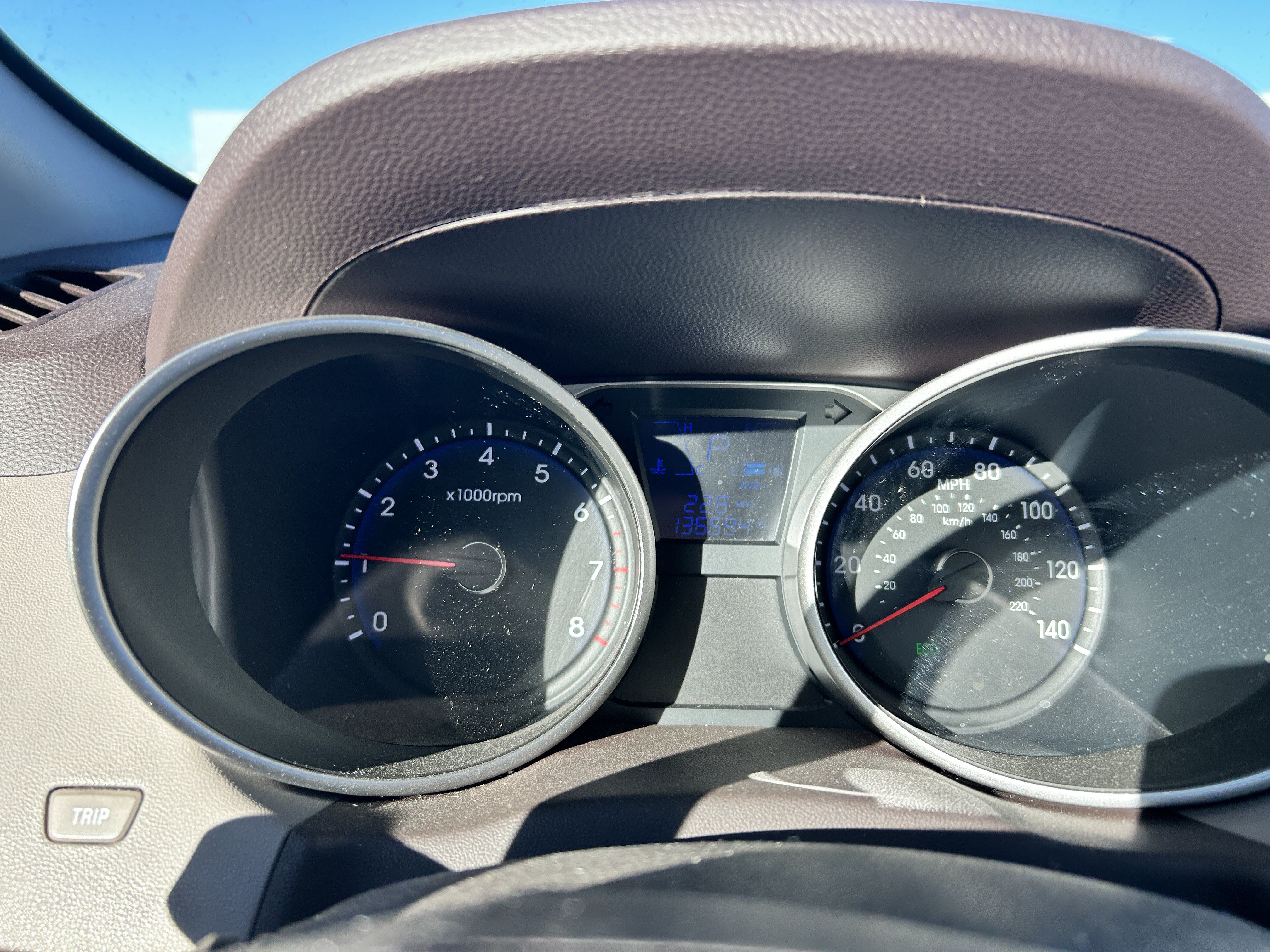 Used 2012 Hyundai Tucson GLS FWD image 16
