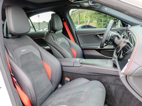 Used 2026 Mercedes-Benz E 53 AMG e 4MATIC Sedan image 18