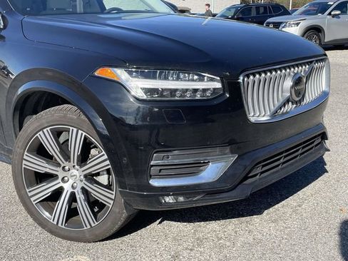 Used 2024 Volvo XC90 B5 Plus w/ Protection Package Premier image 9