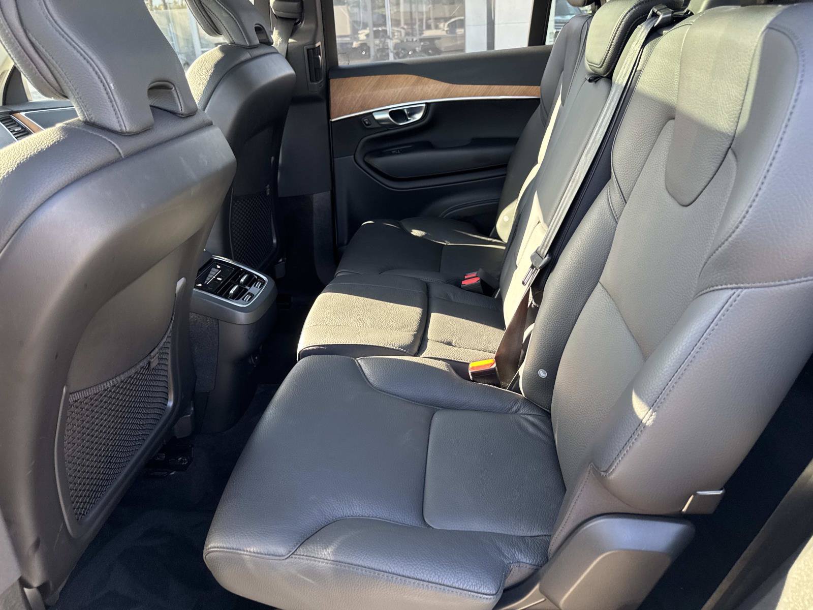 Used 2024 Volvo XC90 B5 Plus AWD/4WD image 13