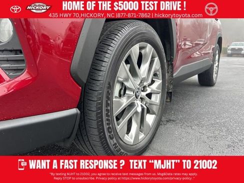 Used 2020 Toyota RAV4 XLE Premium image 12