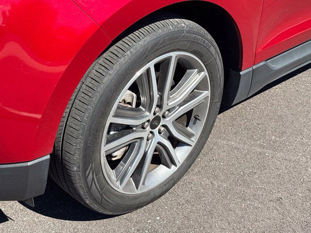 Used 2024 Ford Edge Titanium AWD/4WD image 4