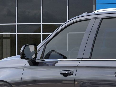 New 2026 Chevrolet Suburban LT w/ Comfort Package image 12