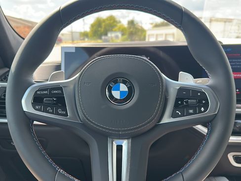 New 2026 BMW X6 M60i image 17
