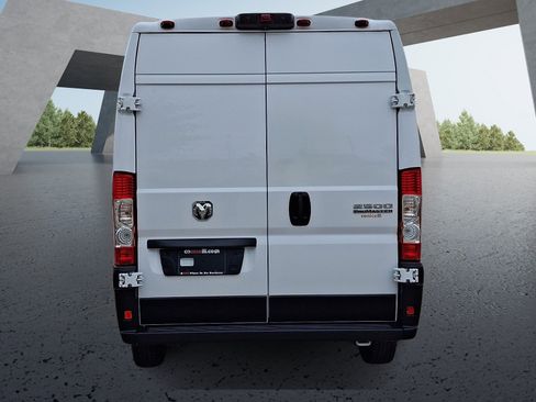 Used 2023 RAM ProMaster 2500 FWD image 5