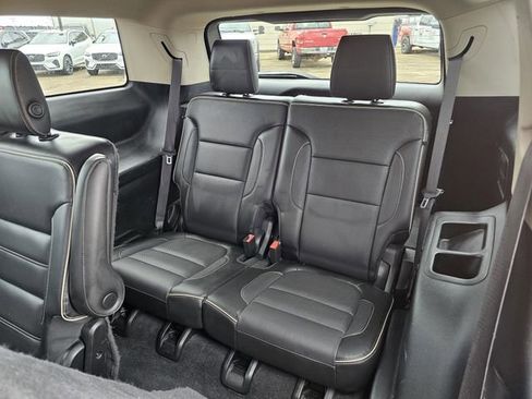 Used 2018 GMC Acadia Denali image 17