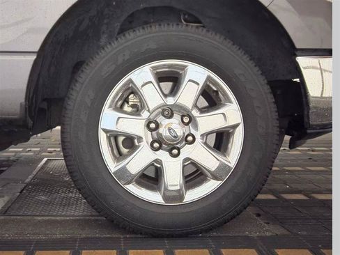 Used 2013 Ford F150 XLT w/ Luxury Equipment Group RWD image 10