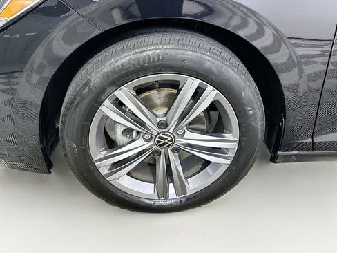 Used 2023 Volkswagen Jetta SE FWD image 25