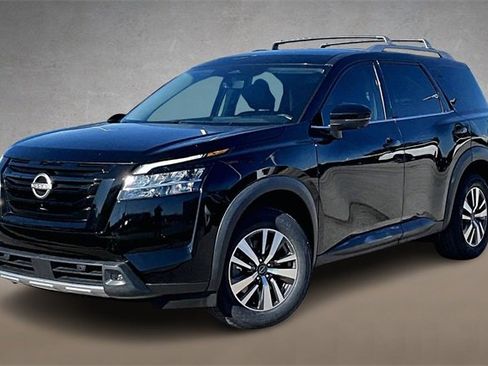 Used 2023 Nissan Pathfinder SL w/ Lighting Package (N92) image 1