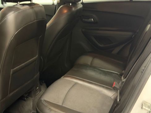 Used 2015 Chevrolet Trax LT w/ LT Plus Package image 18