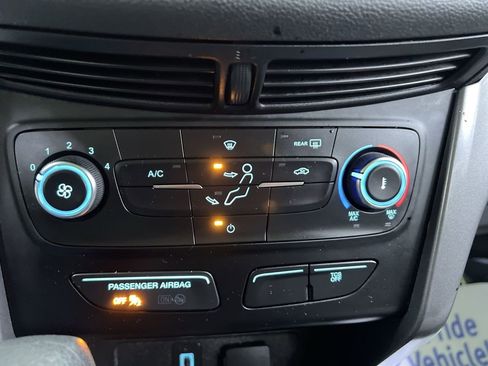 Used 2017 Ford Escape S FWD image 22
