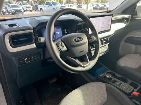 Used 2025 Ford Maverick XLT w/ Equipment Group 302A AWD/4WD image 15