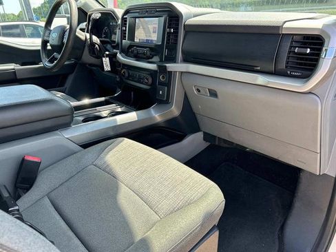 Used 2021 Ford F150 XLT image 22