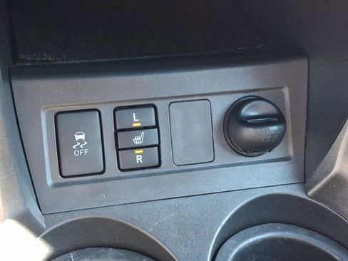 Used 2011 Toyota RAV4 Limited image 25