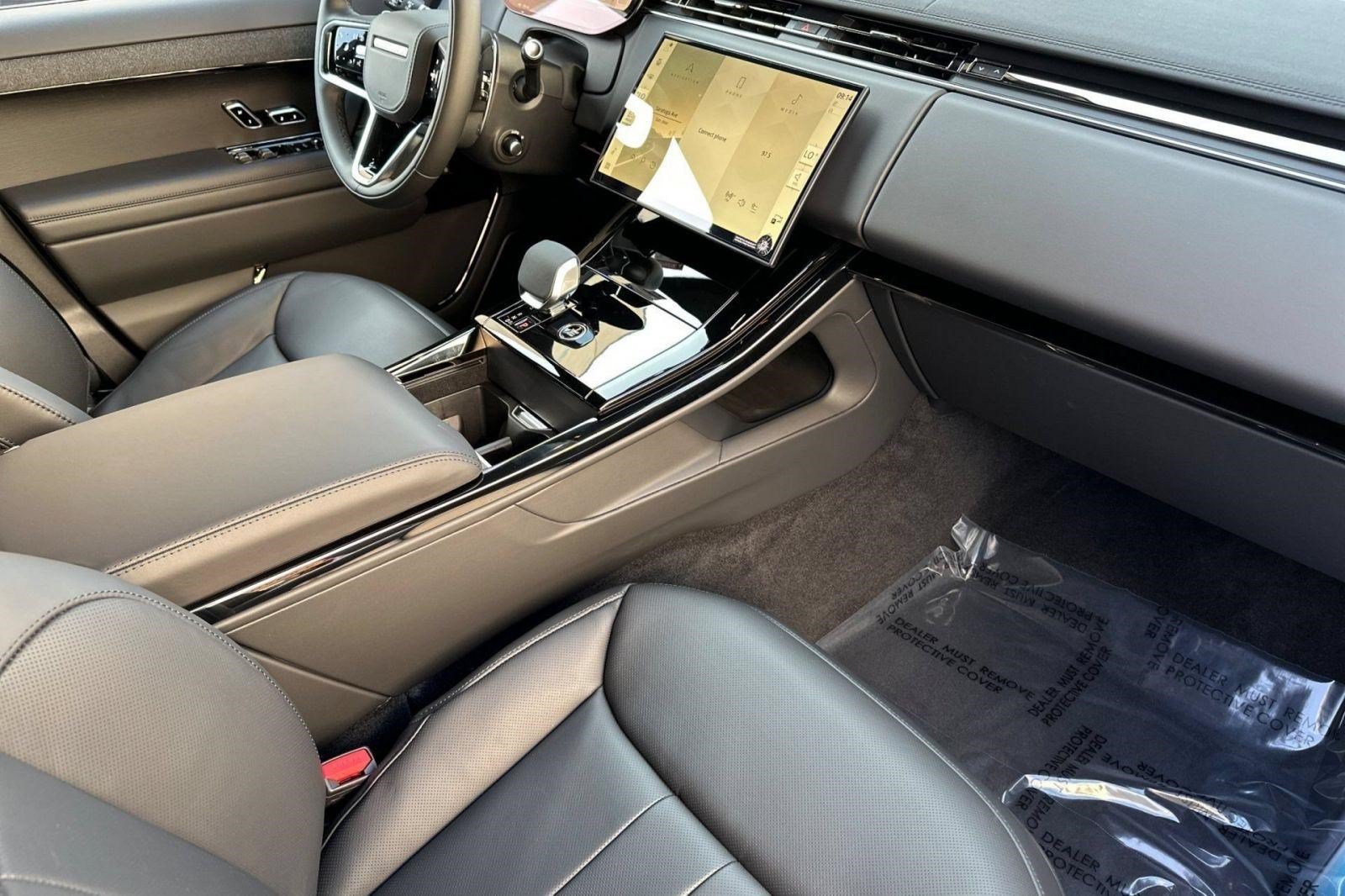 New 2026 Land Rover Range Rover Sport SE AWD/4WD image 29