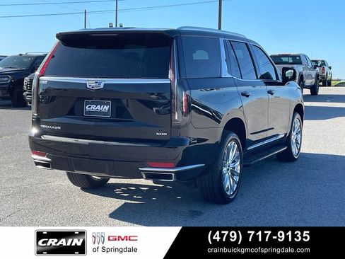 Used 2023 Cadillac Escalade Premium Luxury AWD/4WD image 7
