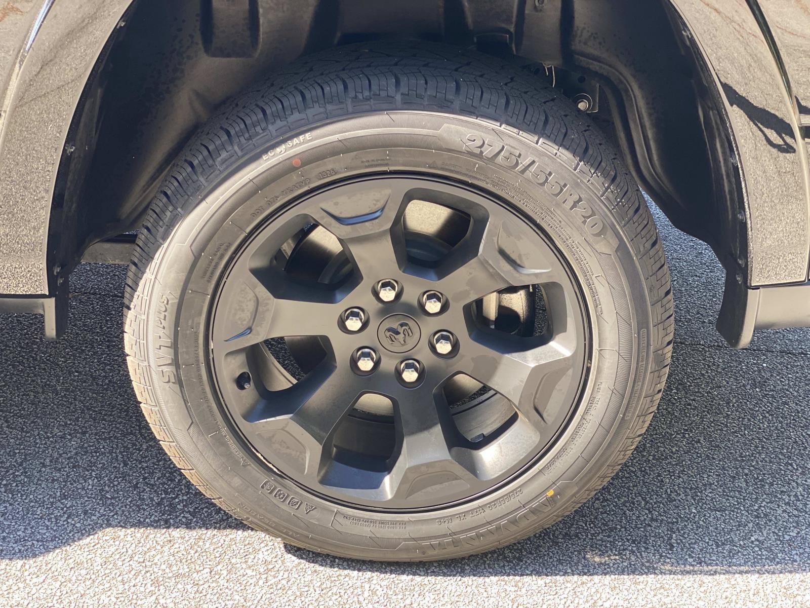 Used 2025 RAM 1500 Big Horn AWD/4WD image 17