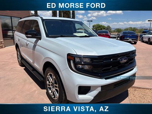 Certified 2025 Ford Expedition Active AWD/4WD image 10