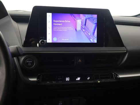 Used 2023 Toyota Prius LE image 38