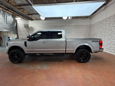Used 2020 Ford F250 Lariat AWD/4WD image 4