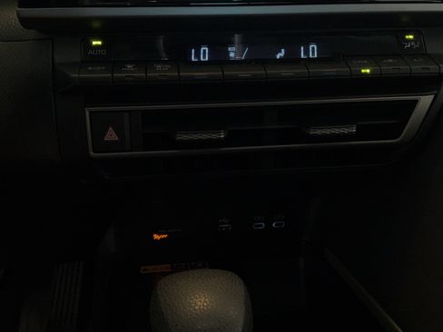 Used 2025 Toyota Camry LE w/ Convenience Package FWD image 14