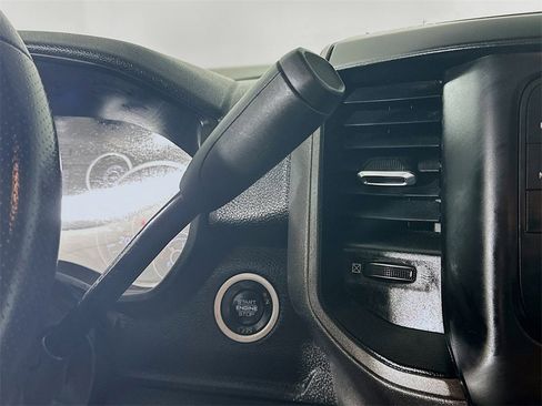 Used 2020 RAM 3500 Tradesman image 15