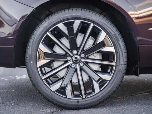 New 2026 Volvo XC60 B5 Ultra w/ Protection Package Premier image 18