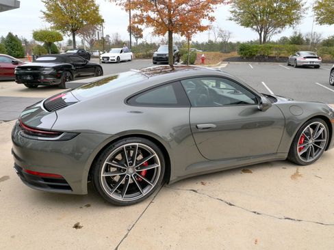 Used 2020 Porsche 911 Carrera 4S image 4