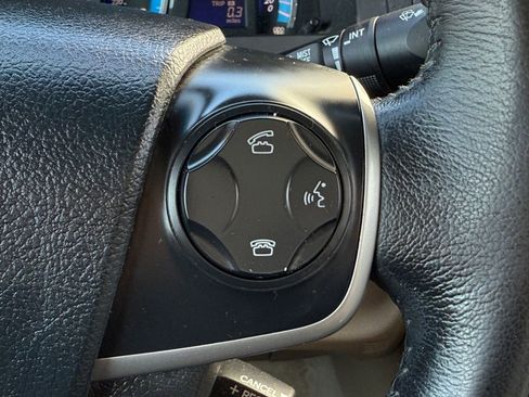 Used 2012 Toyota Camry XLE image 26