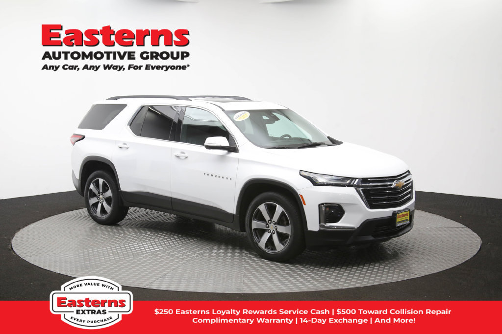 Used 2023 Chevrolet Traverse LT w/ LT Premium Package AWD/4WD image 54