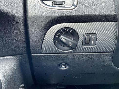 Used 2019 Dodge Durango GT RWD image 33